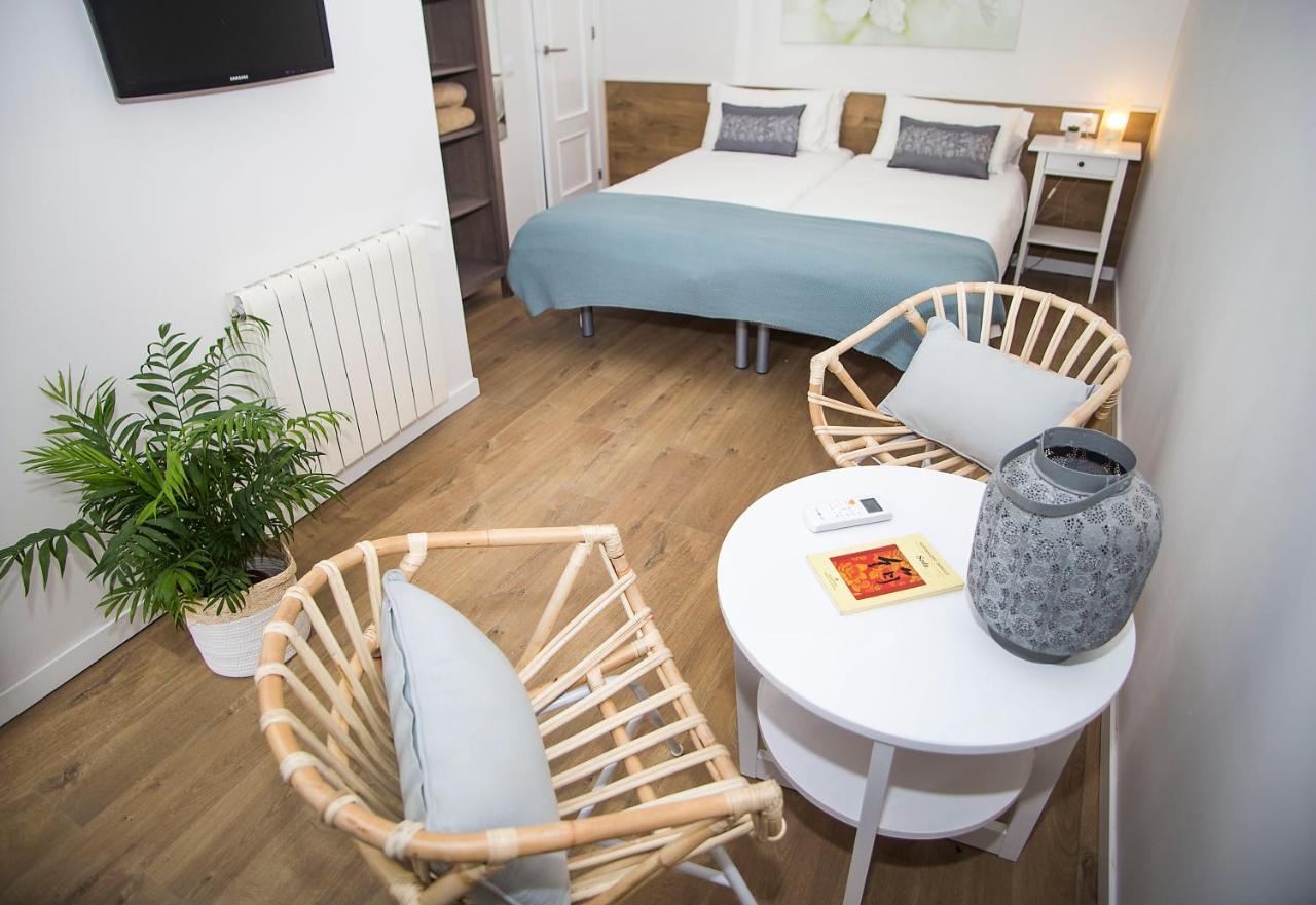 Mai & Maud Ronda Apartment Barcelona Exterior foto
